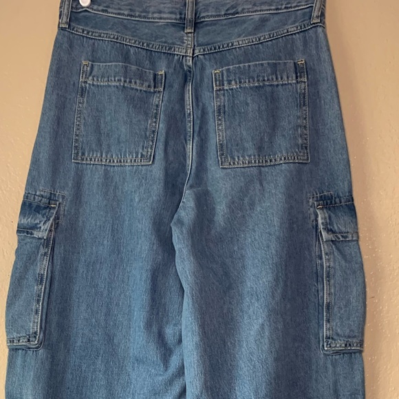 Old Navy Mid-Rise Baggy Wide-Leg Boho Y2K Cargo Denim Jeans Size 8 Tall - Picture 6 of 9